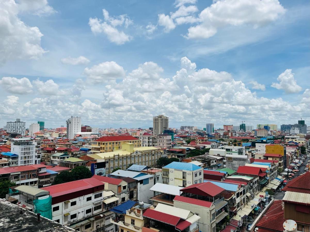 Chung Hsin Hotel 中信酒店 Phnom Penh Exteriör bild